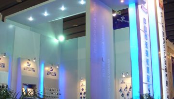 2006年中国家博会 诺贝以超前卫的设计风格吸引无数目光